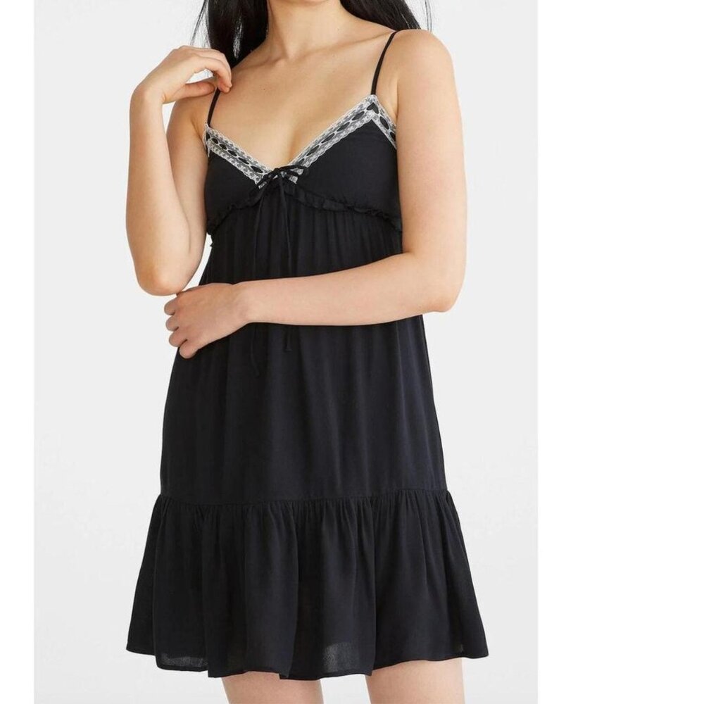 Cutesy Black V-Neck Lace-Trimmed Babydoll Dress